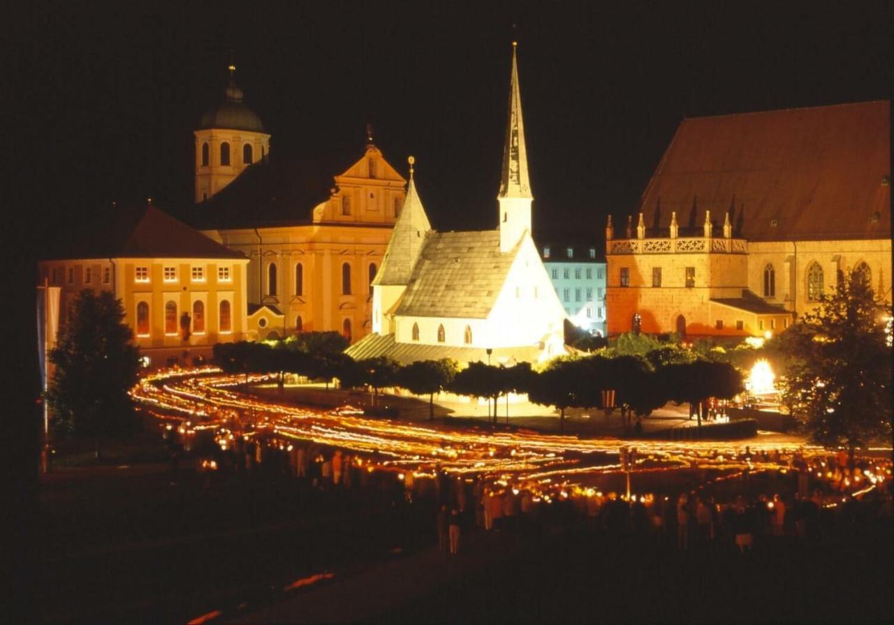 Gasthof Scharnagl Hotel Altötting Екстериор снимка